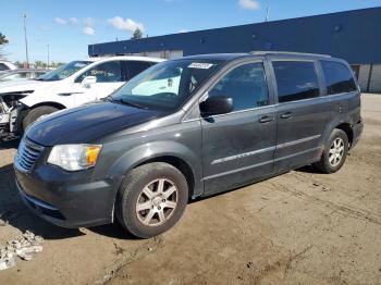  Salvage Chrysler Minivan