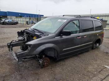  Salvage Chrysler Minivan