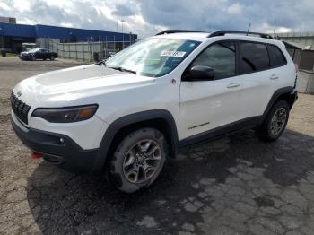  Salvage Jeep Cherokee