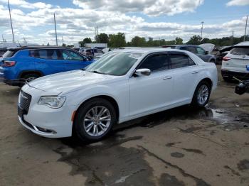  Salvage Chrysler 300