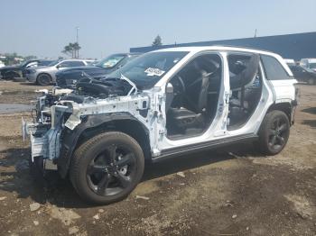  Salvage Jeep Grand Cherokee