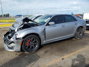  Salvage Chrysler 300