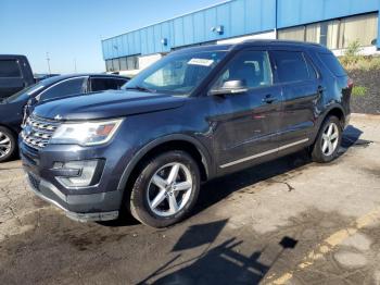  Salvage Ford Explorer