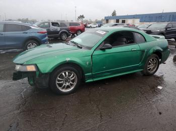  Salvage Ford Mustang