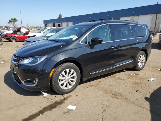  Salvage Chrysler Pacifica
