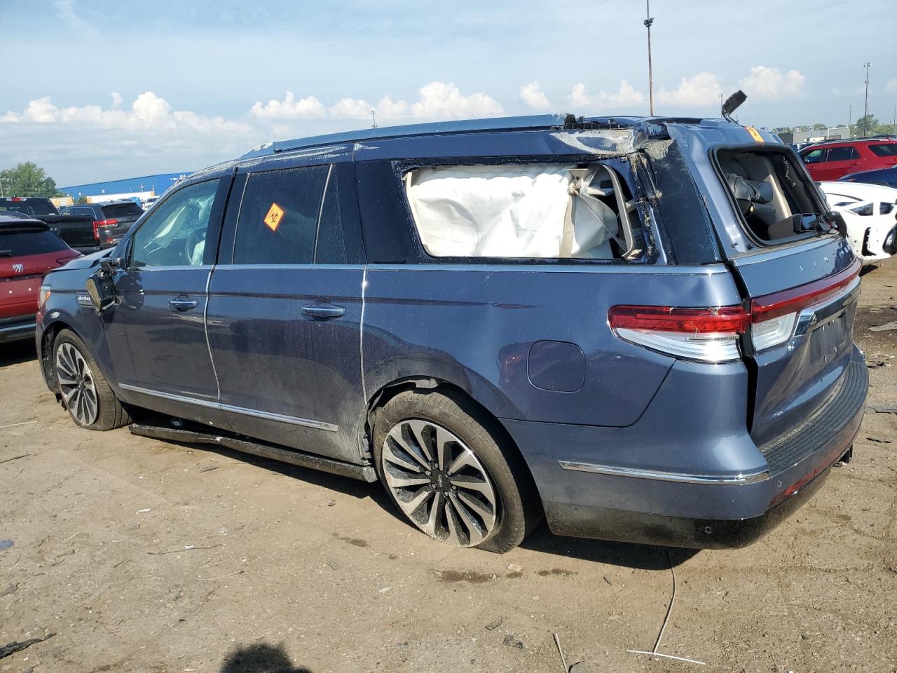 Lincoln Navigator L Reserve Image 13