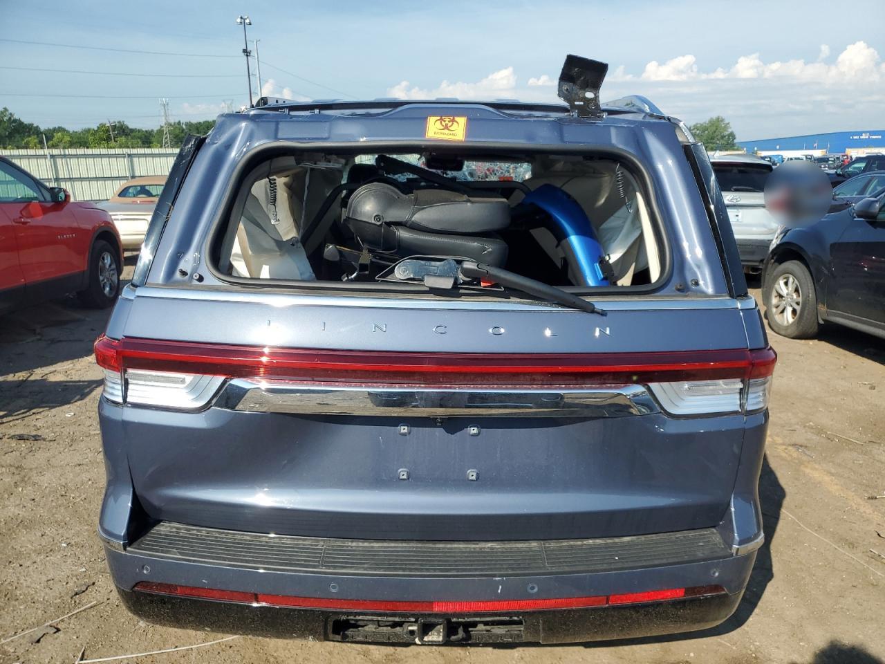 Lincoln Navigator L Reserve Image 12