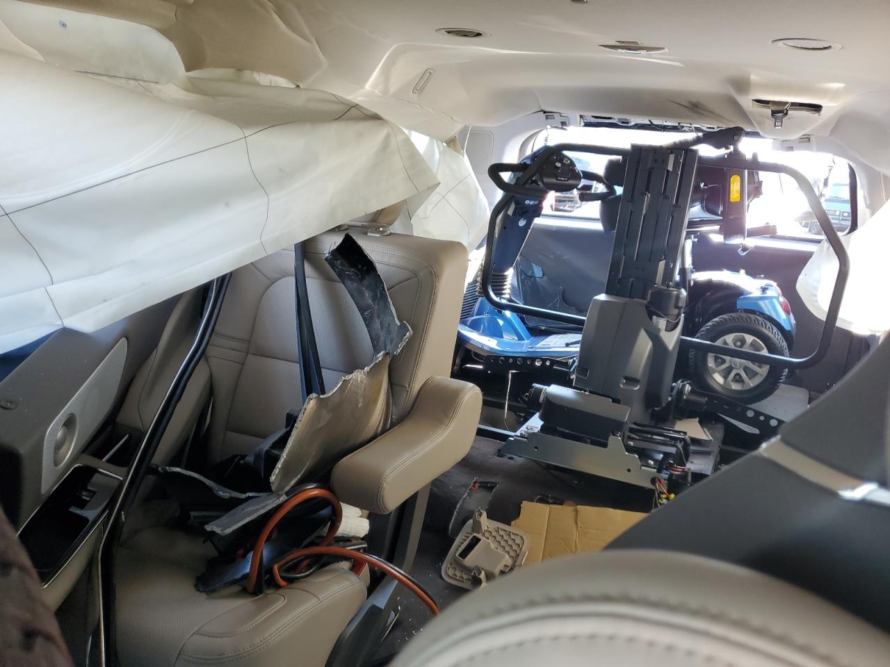 Lincoln Navigator L Reserve Image 7