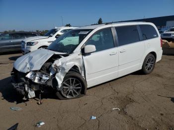  Salvage Dodge Caravan