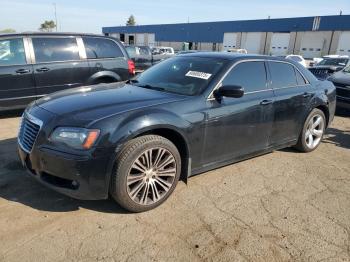  Salvage Chrysler 300
