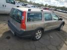 Volvo XC70 Image 2
