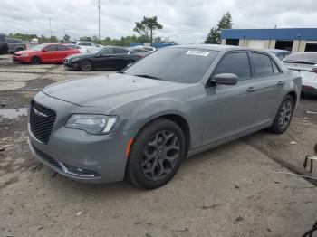  Salvage Chrysler 300