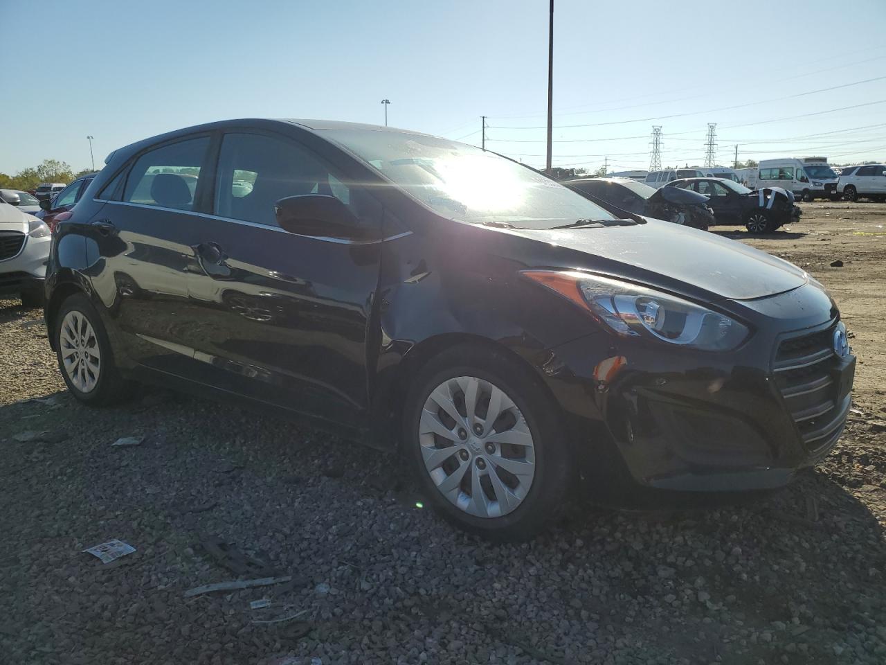 Hyundai ELANTRA Image 4