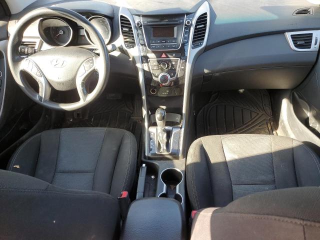 Hyundai ELANTRA Image 9