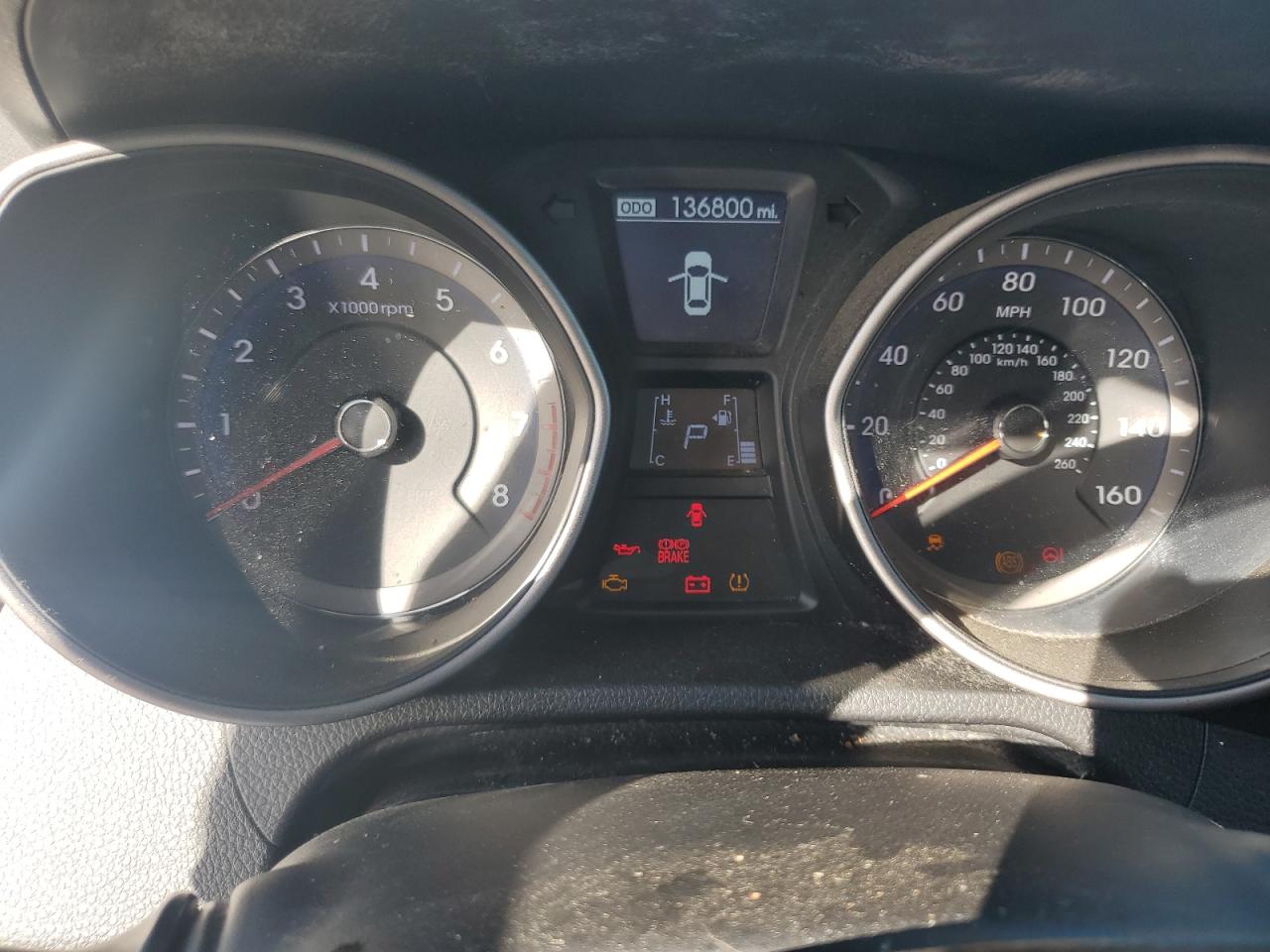 Hyundai ELANTRA Image 8