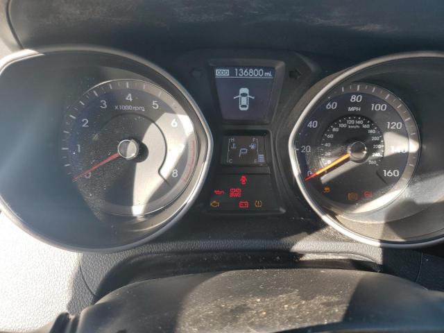 Hyundai ELANTRA Image 8