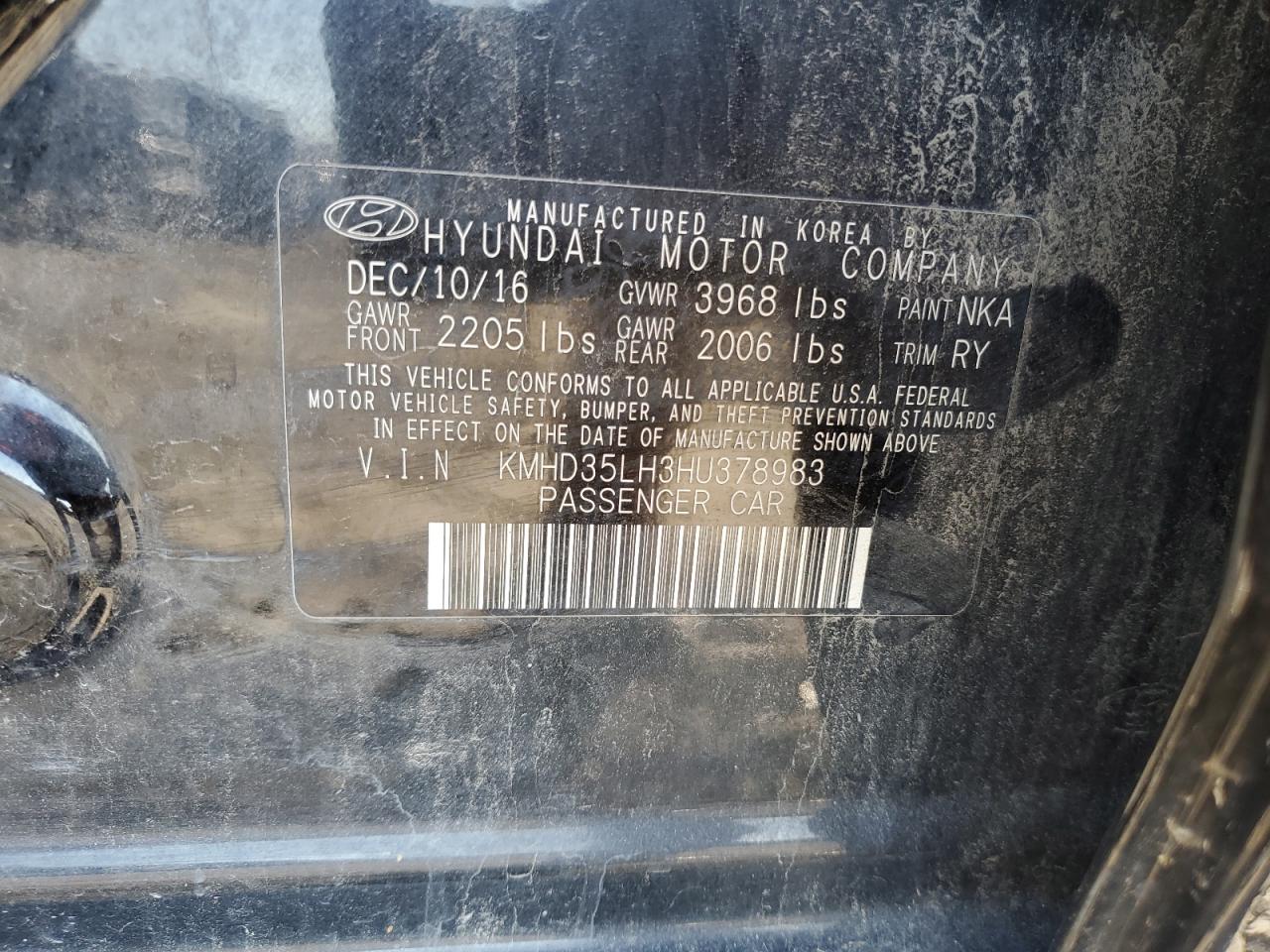 Hyundai ELANTRA Image 11