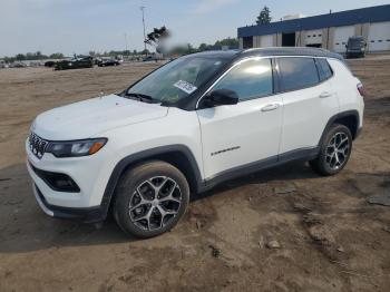  Salvage Jeep Compass