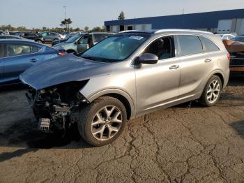  Salvage Kia Sorento