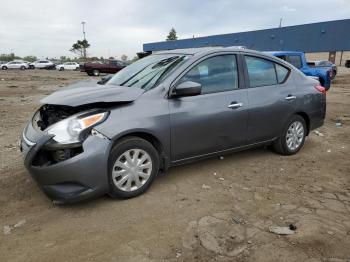  Salvage Nissan Versa