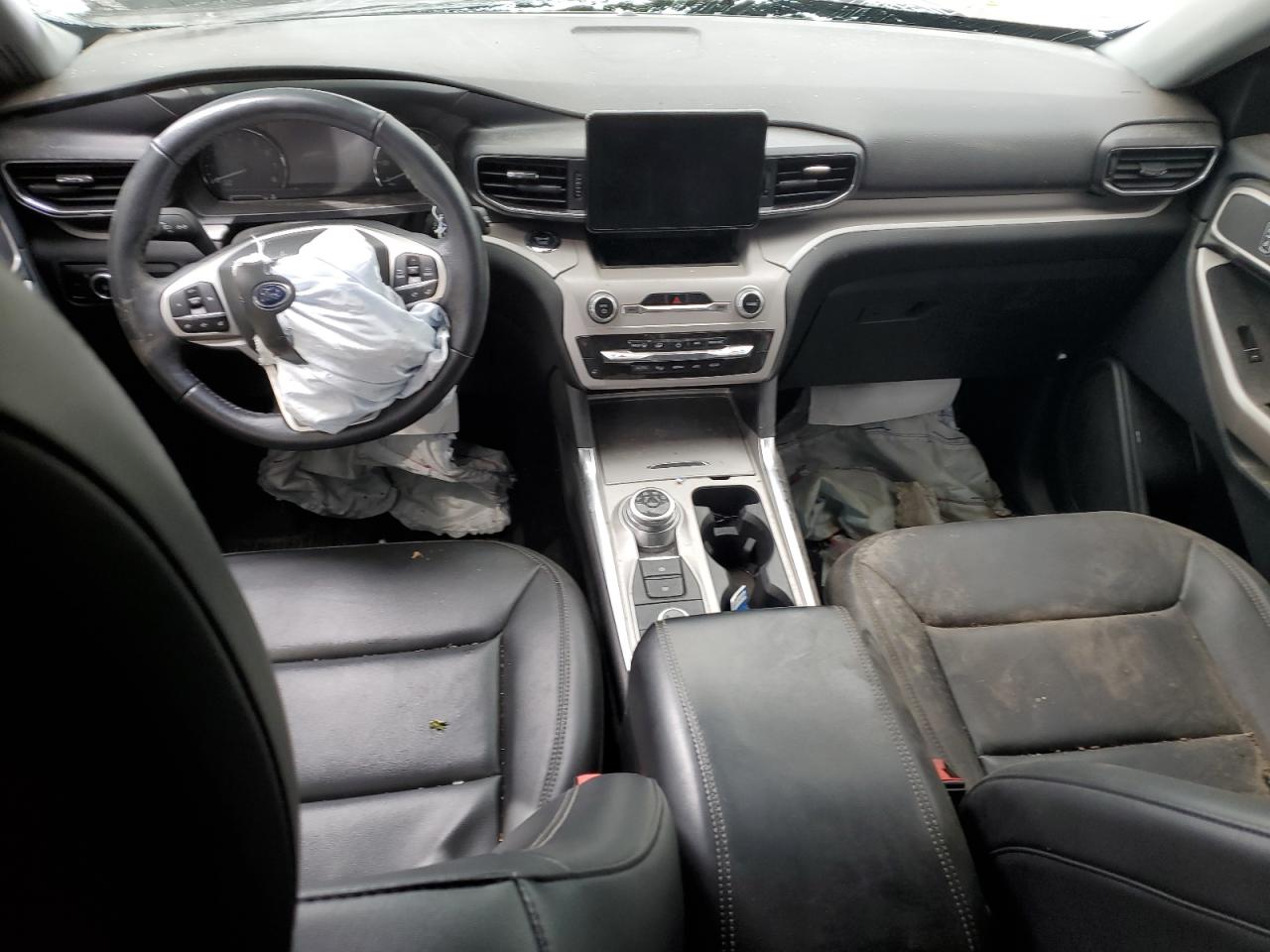 Ford Explorer Xlt Image 3