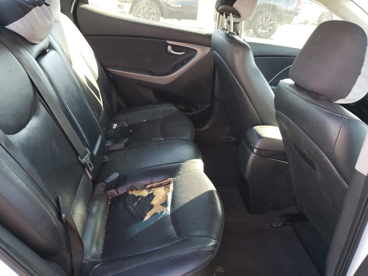 Hyundai ELANTRA Se Image 6