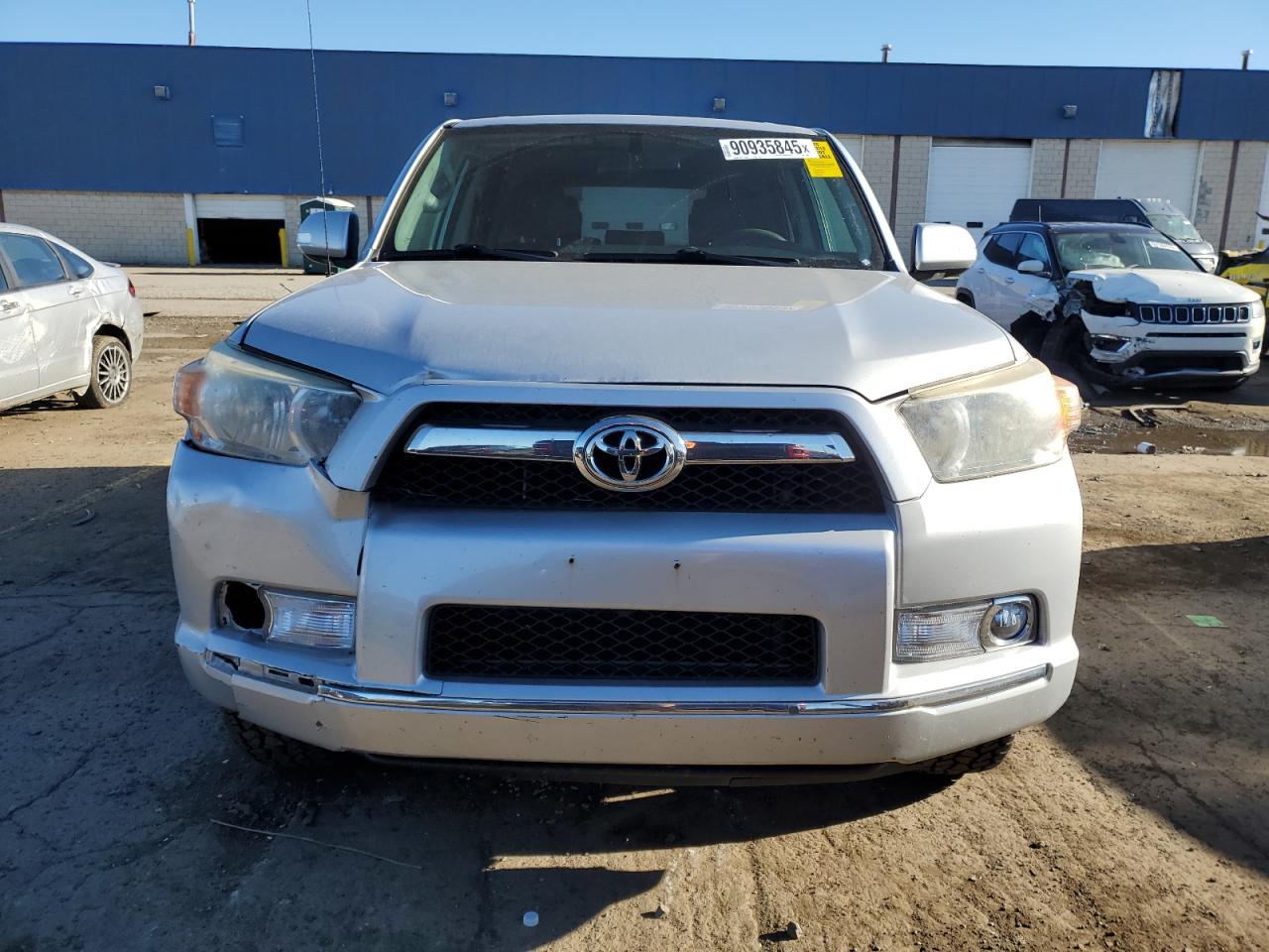 Toyota 4Runner Sr5 Image 6