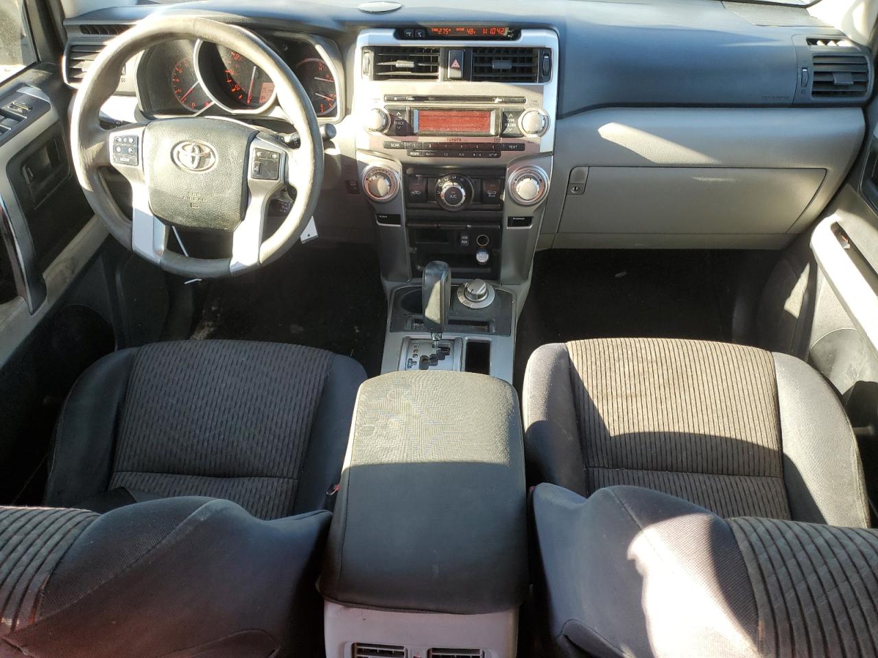 Toyota 4Runner Sr5 Image 10