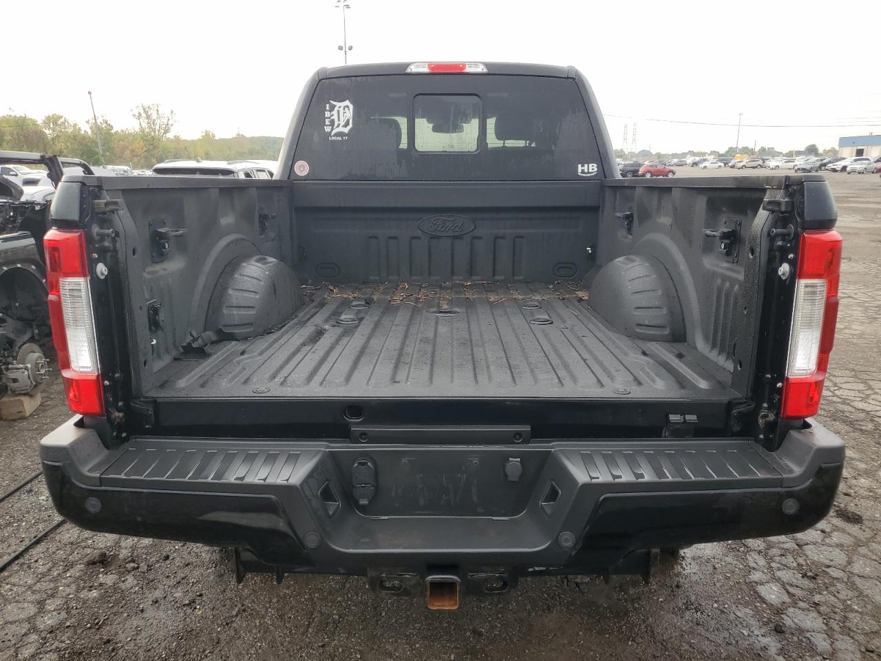 Ford F-250 Super Duty Image 6