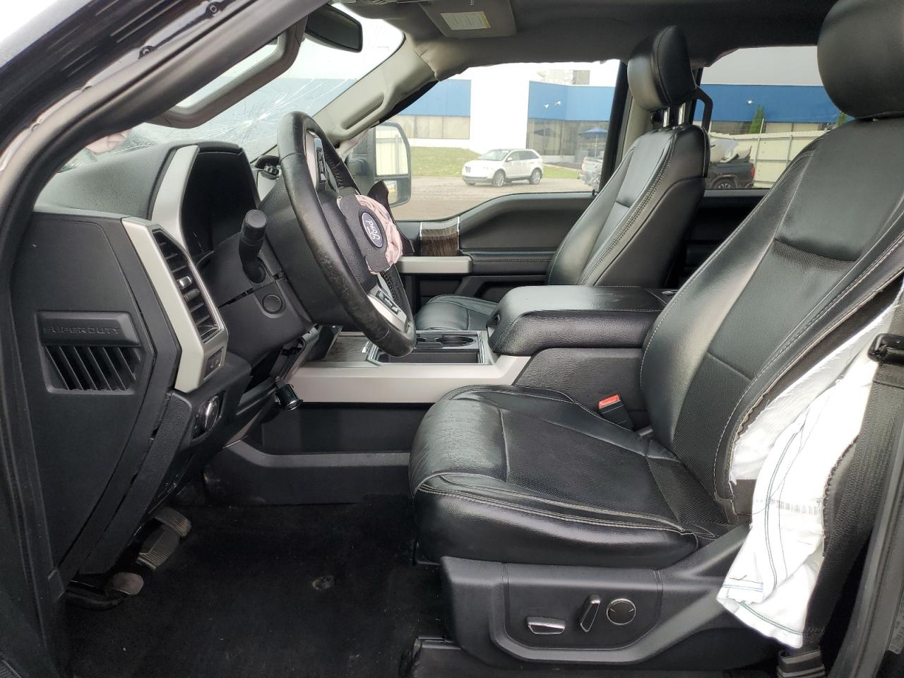 Ford F-250 Super Duty Image 8