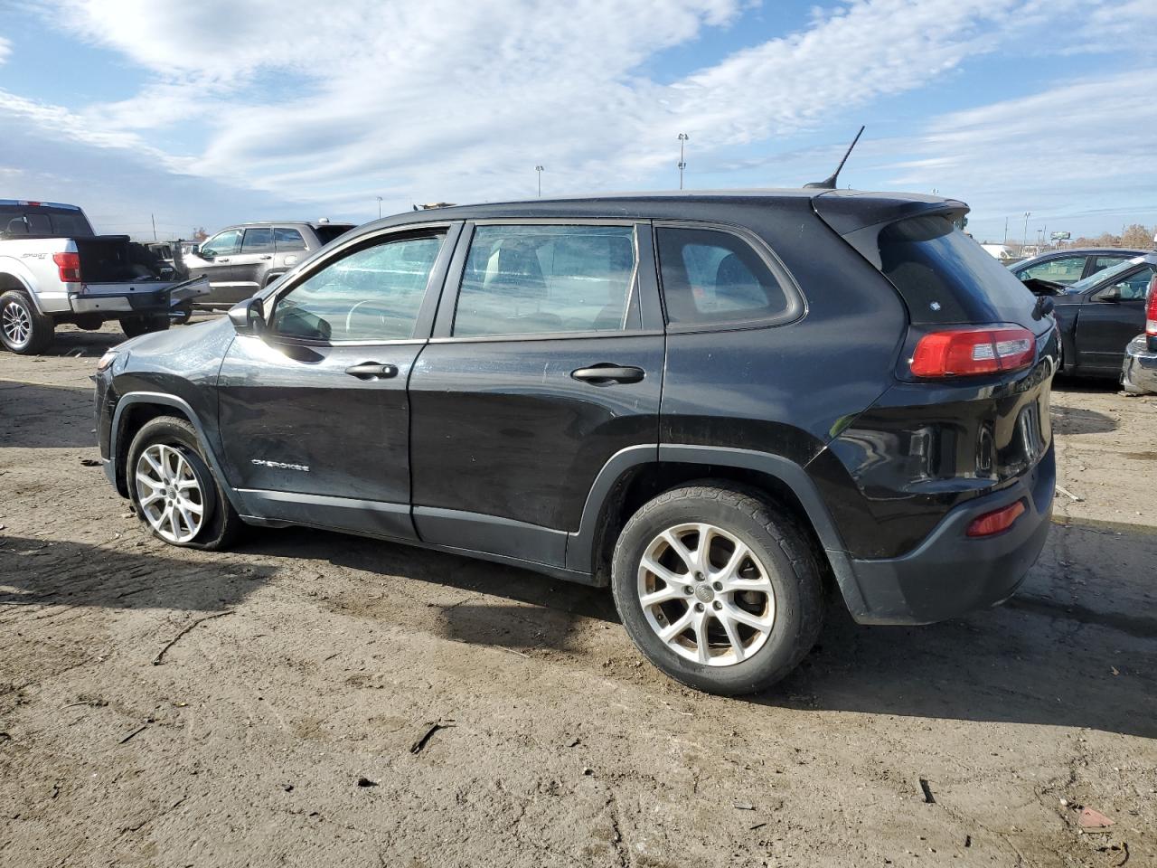 Jeep Grand Cherokee Sport Image 3