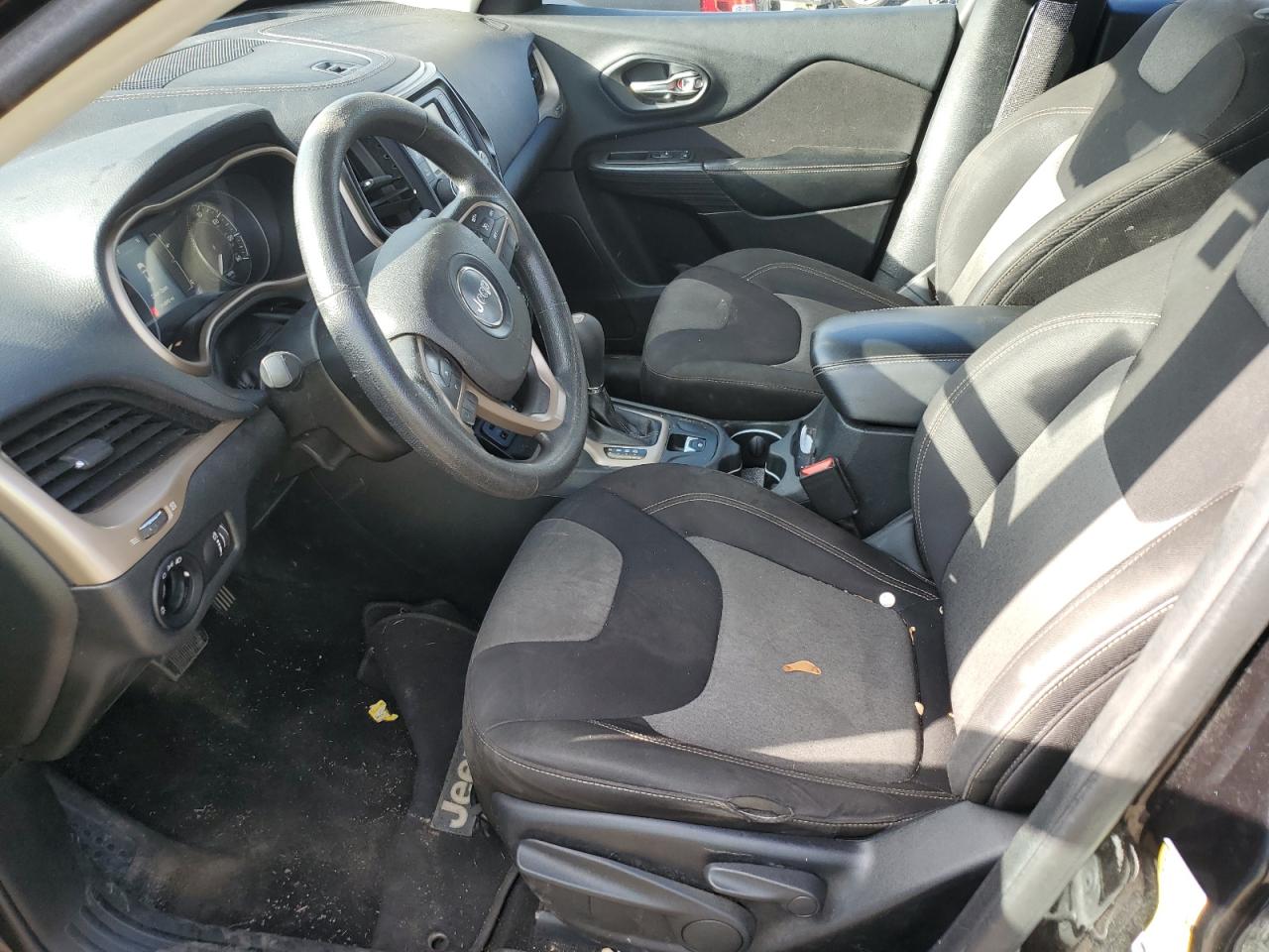 Jeep Grand Cherokee Sport Image 4