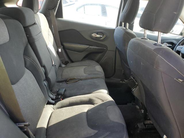 Jeep Grand Cherokee Sport Image 9