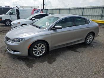  Salvage Chrysler 200
