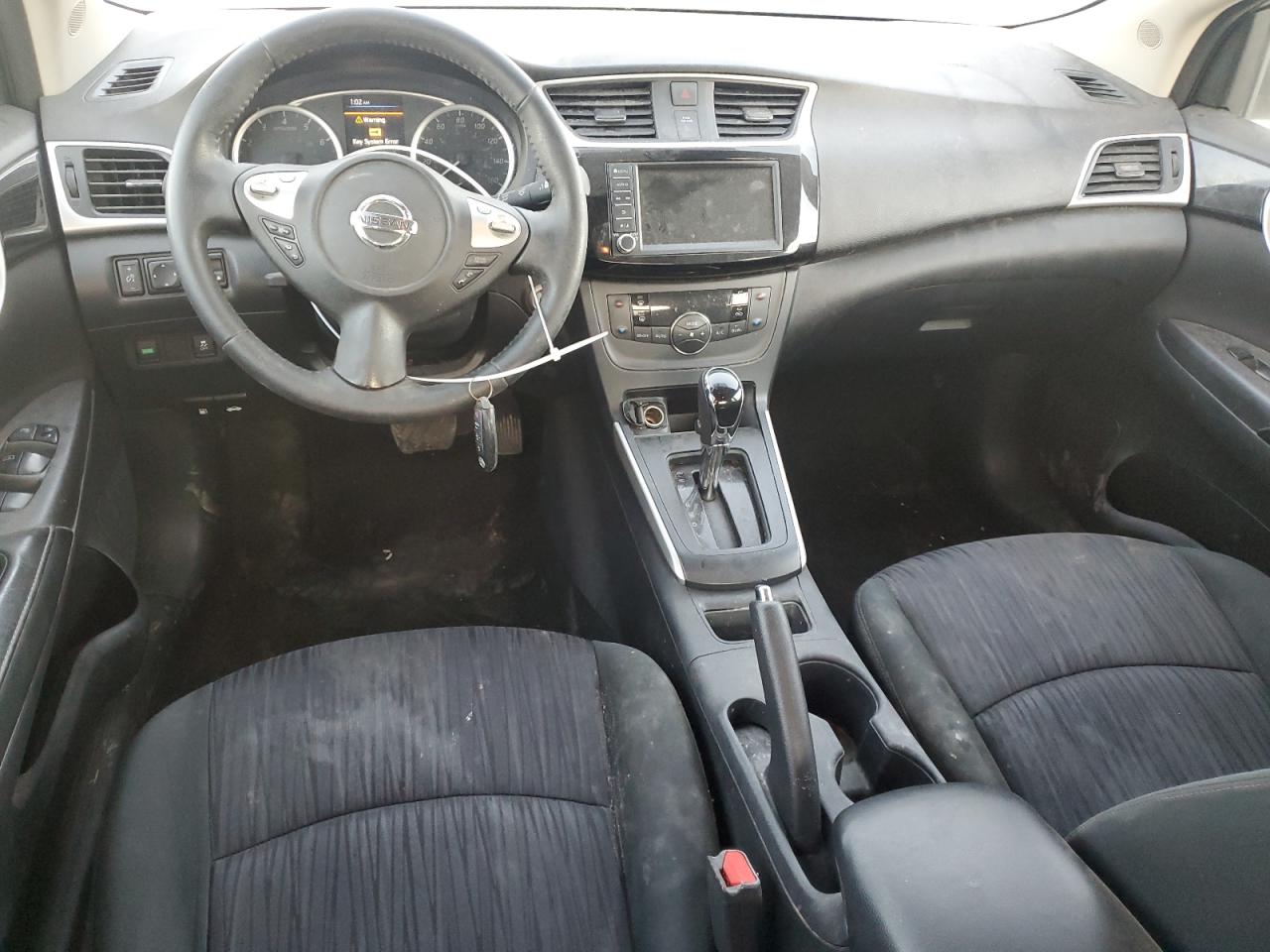 Nissan Sentra S Image 7