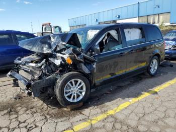  Salvage Dodge Caravan