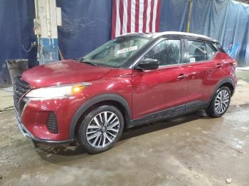  Salvage Nissan Kicks