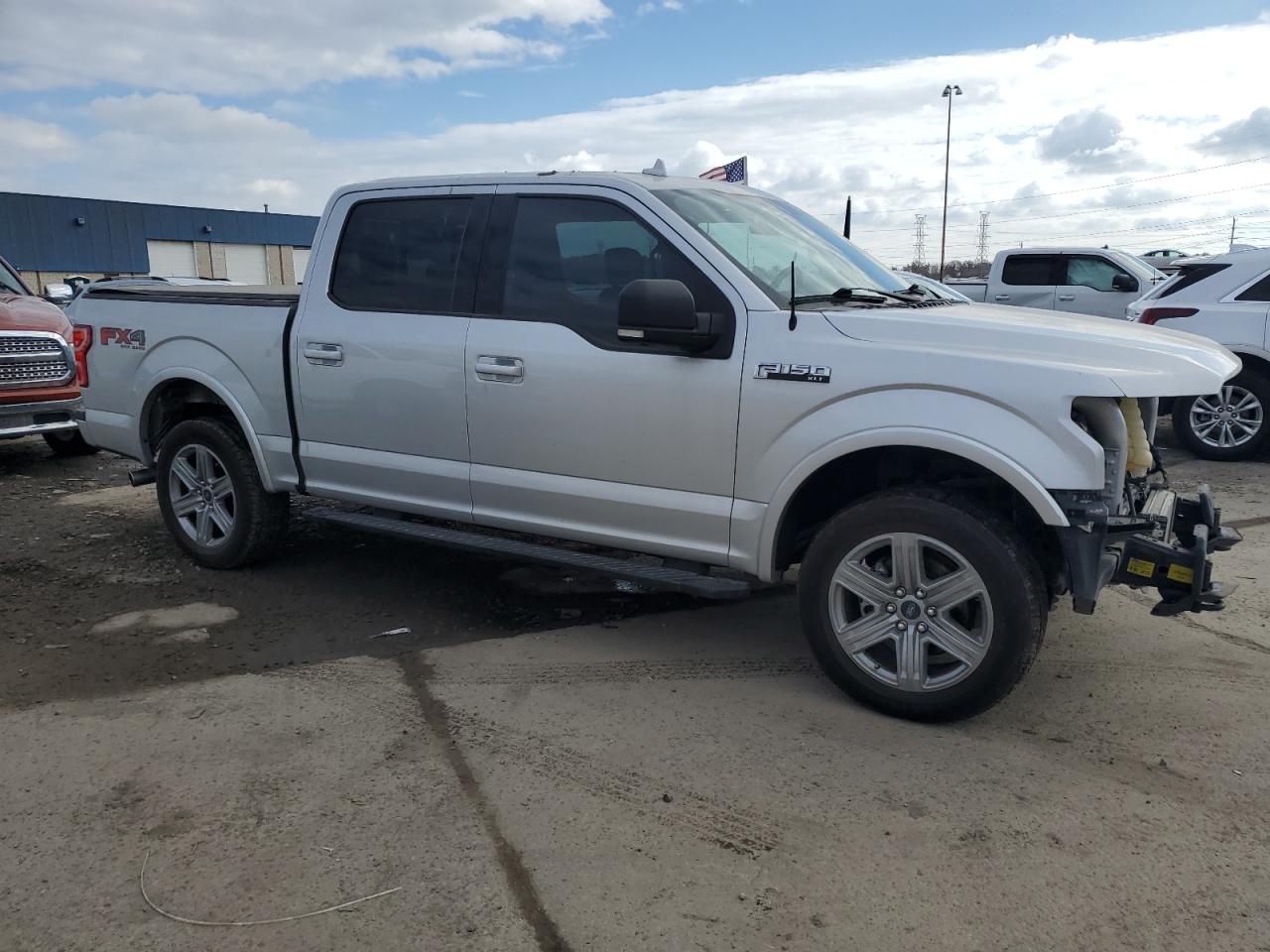 Ford F-150 Supercrew Image 10