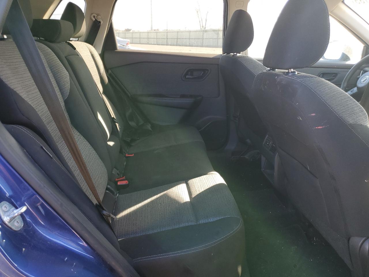 Nissan Rogue S Image 12