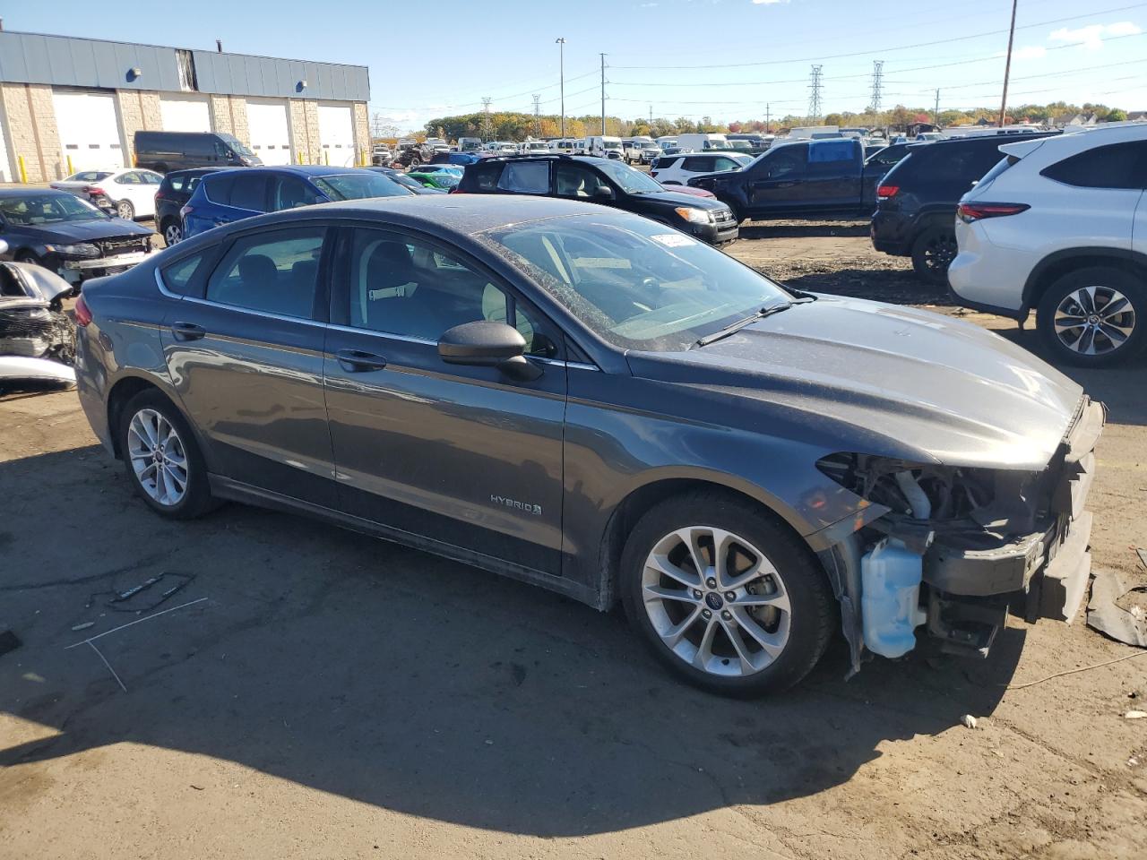 Ford Fusion Se Image 3