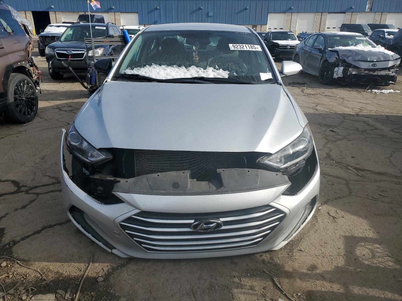 Hyundai ELANTRA Sel Image 4