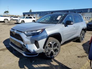  Salvage Toyota RAV4