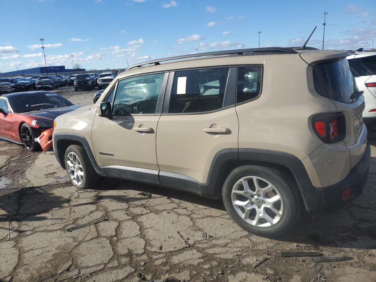 Jeep Renegade Latitude Image 3