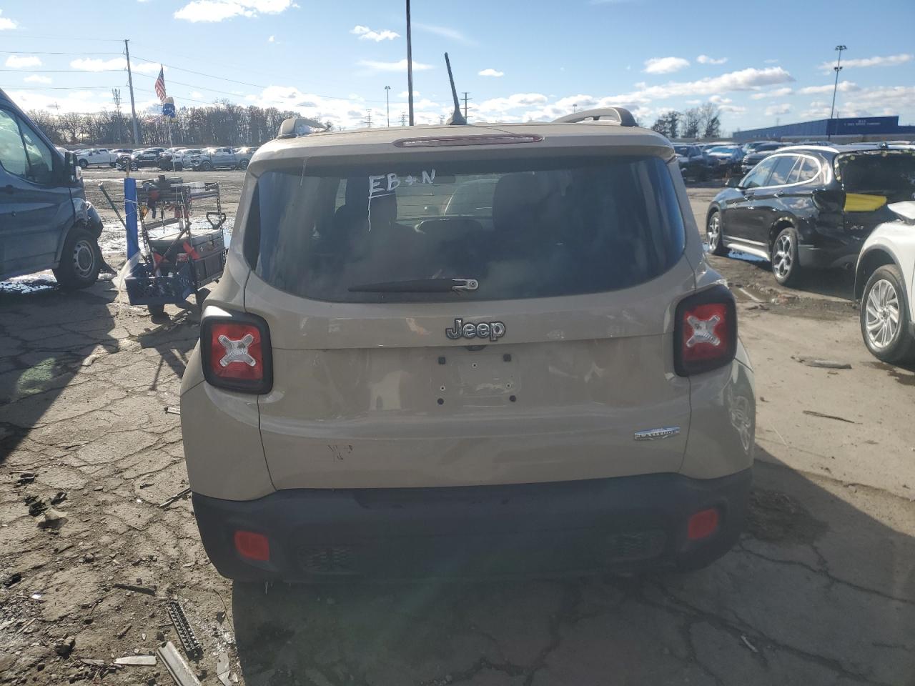 Jeep Renegade Latitude Image 8