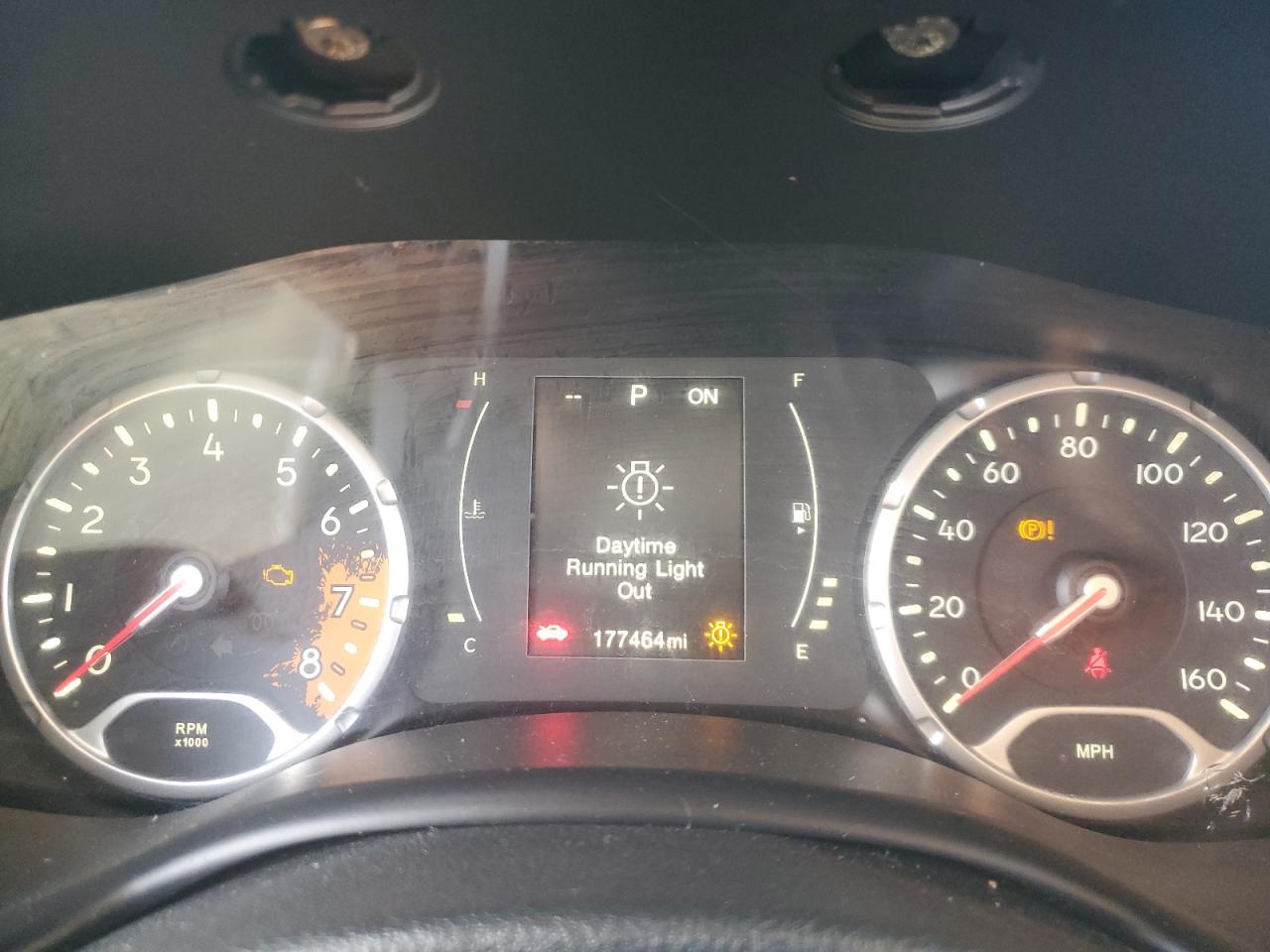 Jeep Renegade Latitude Image 11