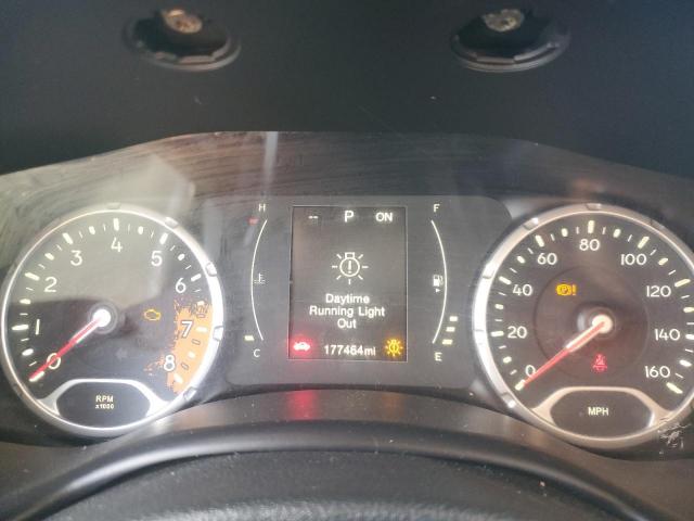 Jeep Renegade Latitude Image 11