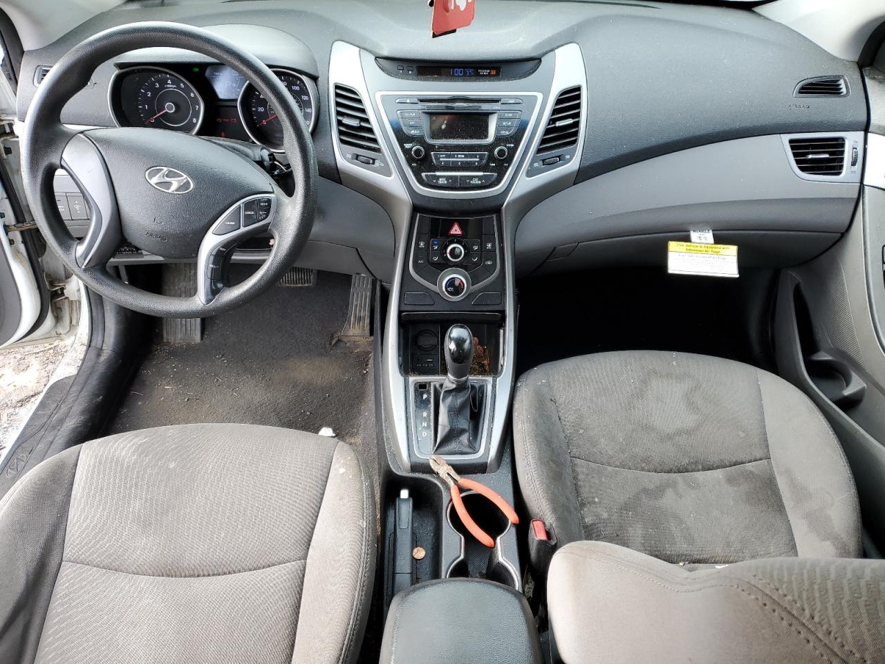 Hyundai ELANTRA Se Image 6