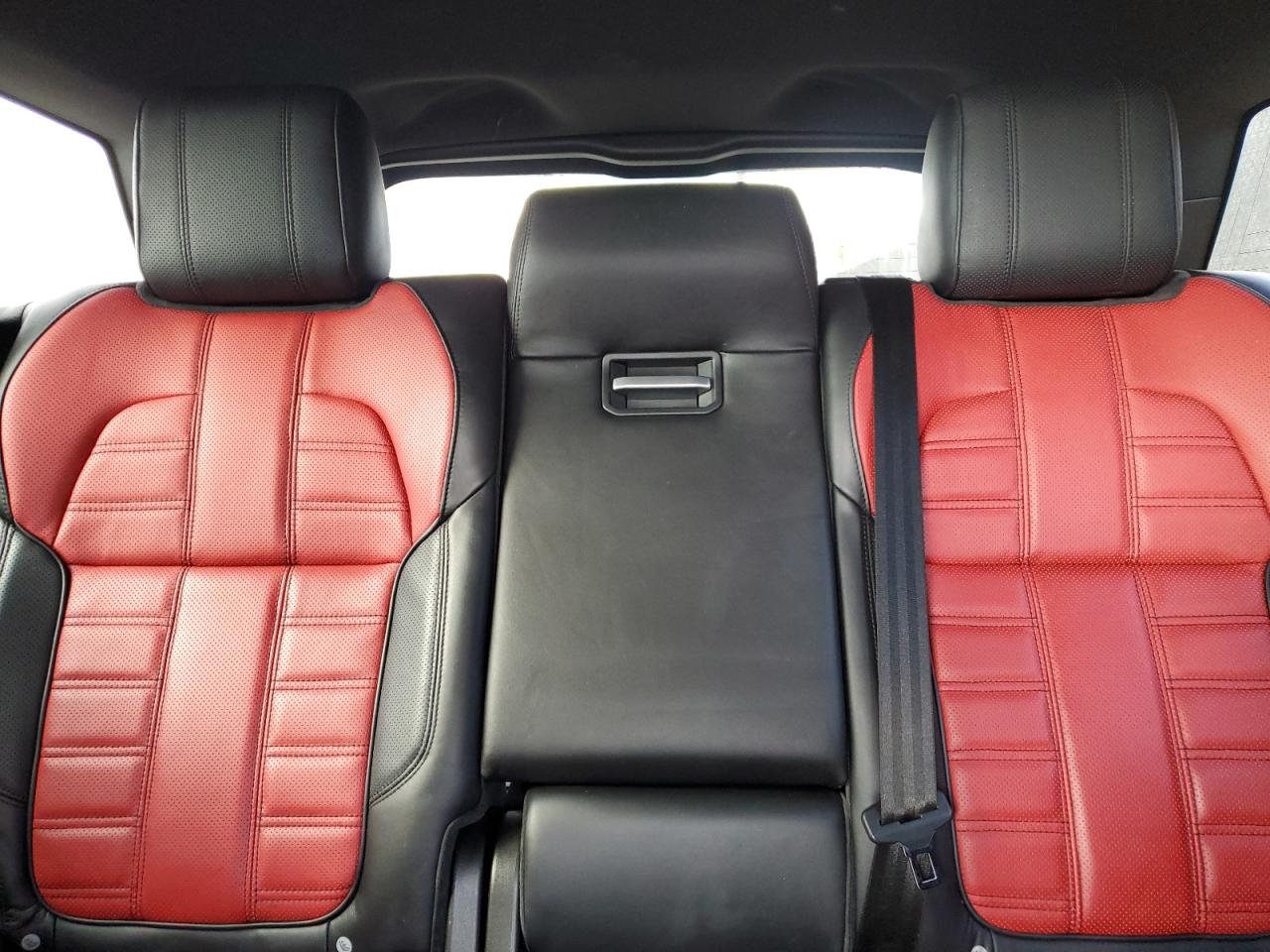 Land Rover Range Rover Autobiography Image 10