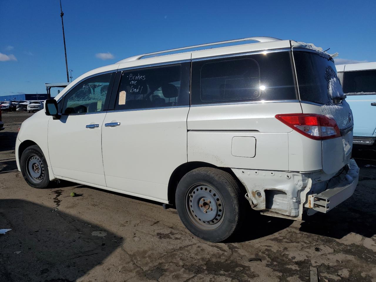 Nissan Quest S Image 2