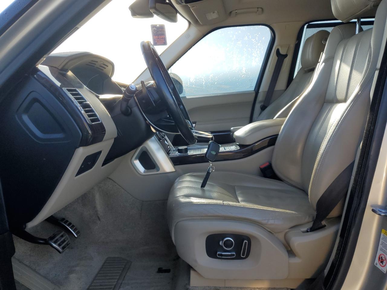 Land Rover Range Rover Supercharged Image 7